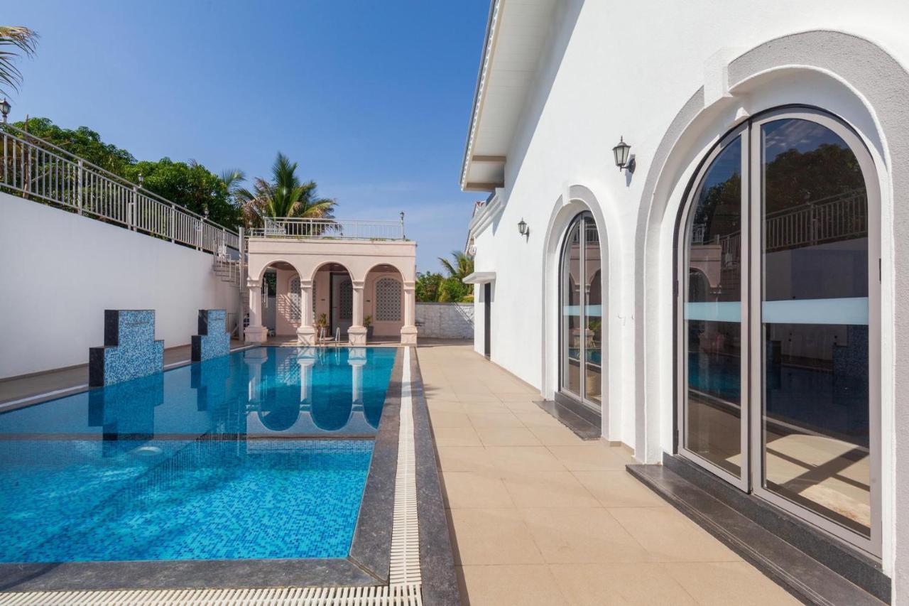 Bellevue Palace: Luxurious Staycation with Pool and Activities Nashik Exterior photo